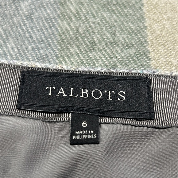 Talbots Light Gray Tweed Mini Skirt with Scalloped Hem Size 6 - Wool Blend - Picture 2 of 9